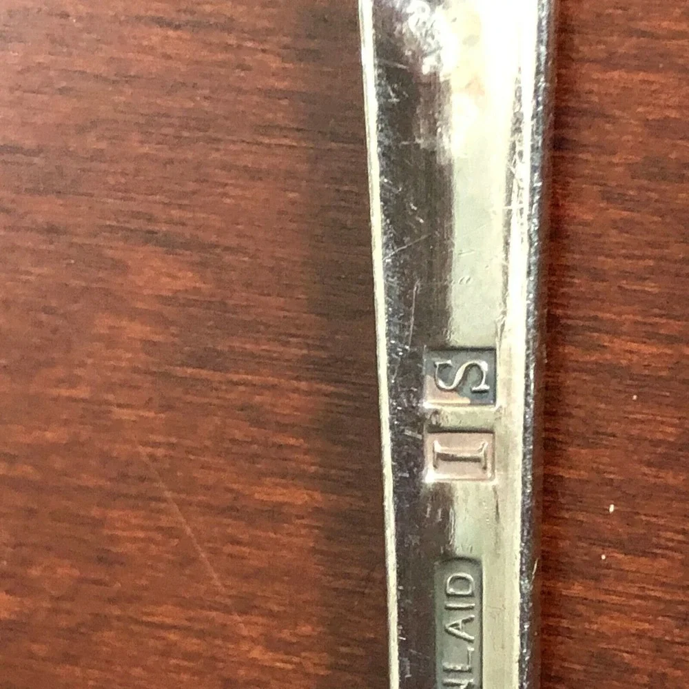 Holmes and Edwards inlaid silver plate serving spoon 